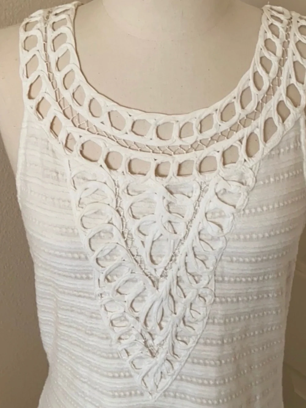 Anthropologie 9-H15 Cream
Tank Size Medium - Picture 4 of 5